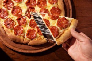 Discover the Best American Pizza Spots in Luxembourg City - Top 10 Restaurants American pizza in Luxembourg City near me
